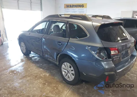 2018 Subaru Outback 2.5I Premium z USA, uszkodzony, nr VIN 4S4BSACC4J3387825